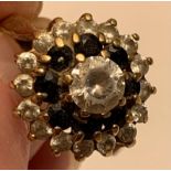 9ct GOLD RING SET WITH CLUSTER OF ONE APPROX 1ct TOURMALINE AND SMALL TOURMALINE PLUS SMALL BLUE