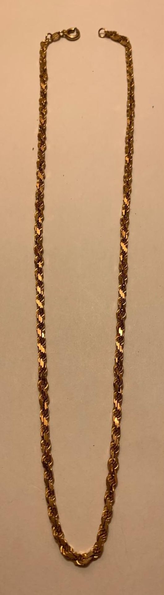 9ct GOLD CHAIN, APPROX 50.5cm LONG AND WEIGHT APPROX 11.86g CLASP DAMAGED - Image 2 of 4