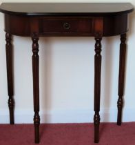 20th century mahogany single drawer small console hall table. Approx. 76 x 77 x 33cms reasonable