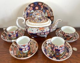 TEN PIECES OF OLD CROWN DERBY CHINA