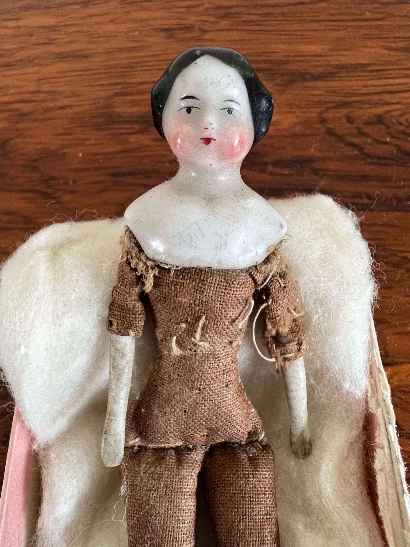 MINIATURE DOLL WITH PORCELAIN HEAD, ARMS AND LEGS, CLOTH BODY - Image 5 of 5