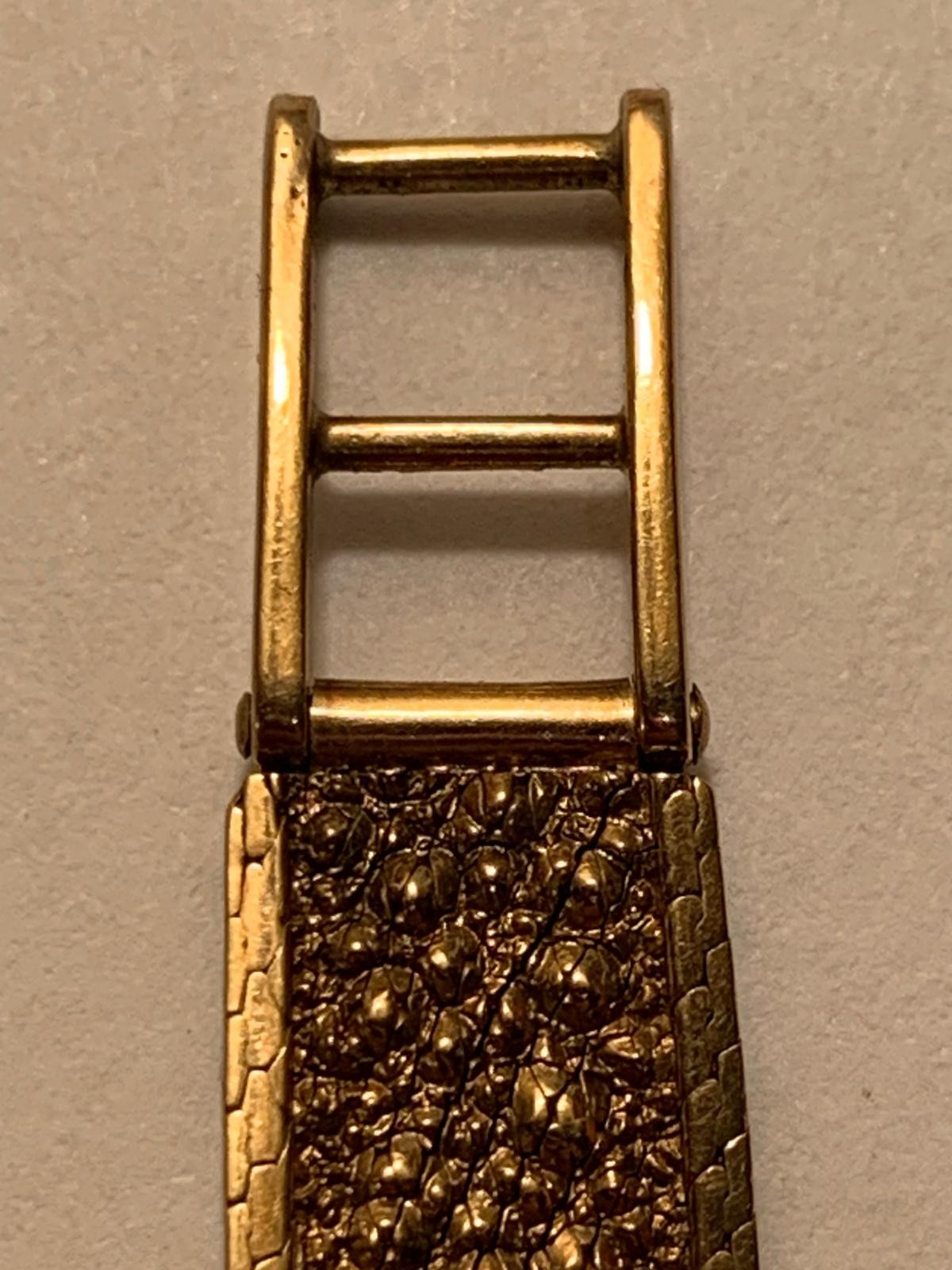 9ct GOLD OMEGA WATCH IN WORKING ORDER, APPROX 17.5cm FROM CLASP AND 17.5cm FROM LOCK, TOTAL WEIGHT - Image 12 of 13