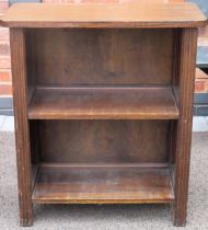 Small set of mahogany open bookshelves. Approx. 78cm H x 57cm W x 33cm D Reasonable used