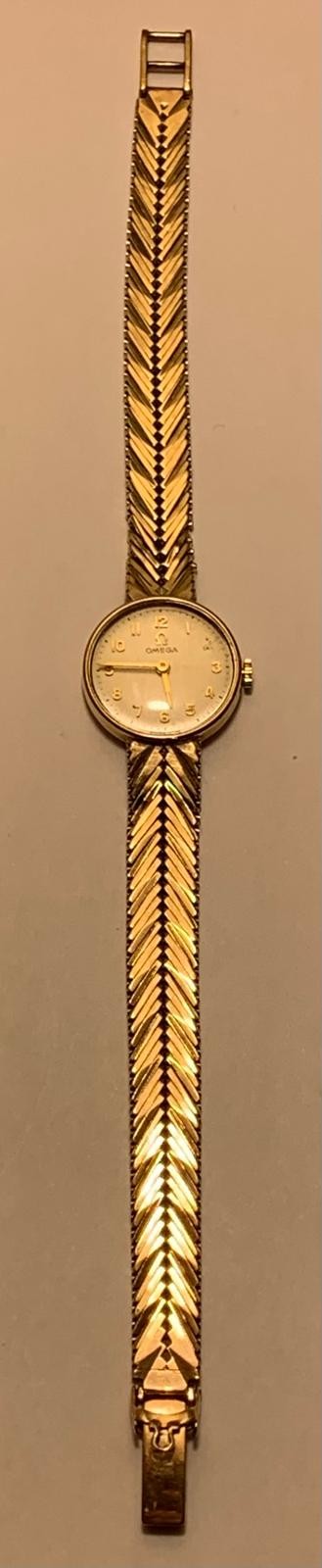 9ct GOLD OMEGA WATCH IN WORKING ORDER, APPROX 17.5cm FROM CLASP AND 17.5cm FROM LOCK, TOTAL WEIGHT - Image 2 of 17