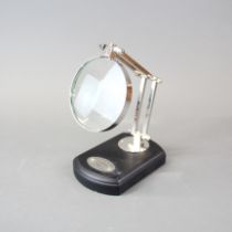 A desk magnifying glass, Height in picture 21cm.