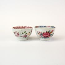 Two 18thC Chinese hand painted porcelain tea bowls, H. 4.5, Dia. 8 (one slightly af)