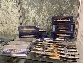 A group of 22 Atlas Edition die cast model ships (some without boxes)