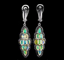 A pair of 925 silver drop earrings set with oval cut opals and black spinels, L. 4.4cm.