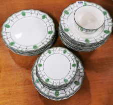 A quantity of Royal Doulton Countess pattern dinner china.