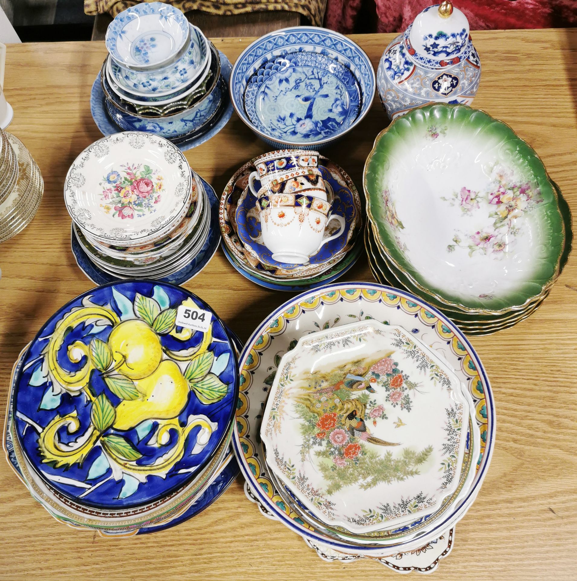 A quantity of mixed china.