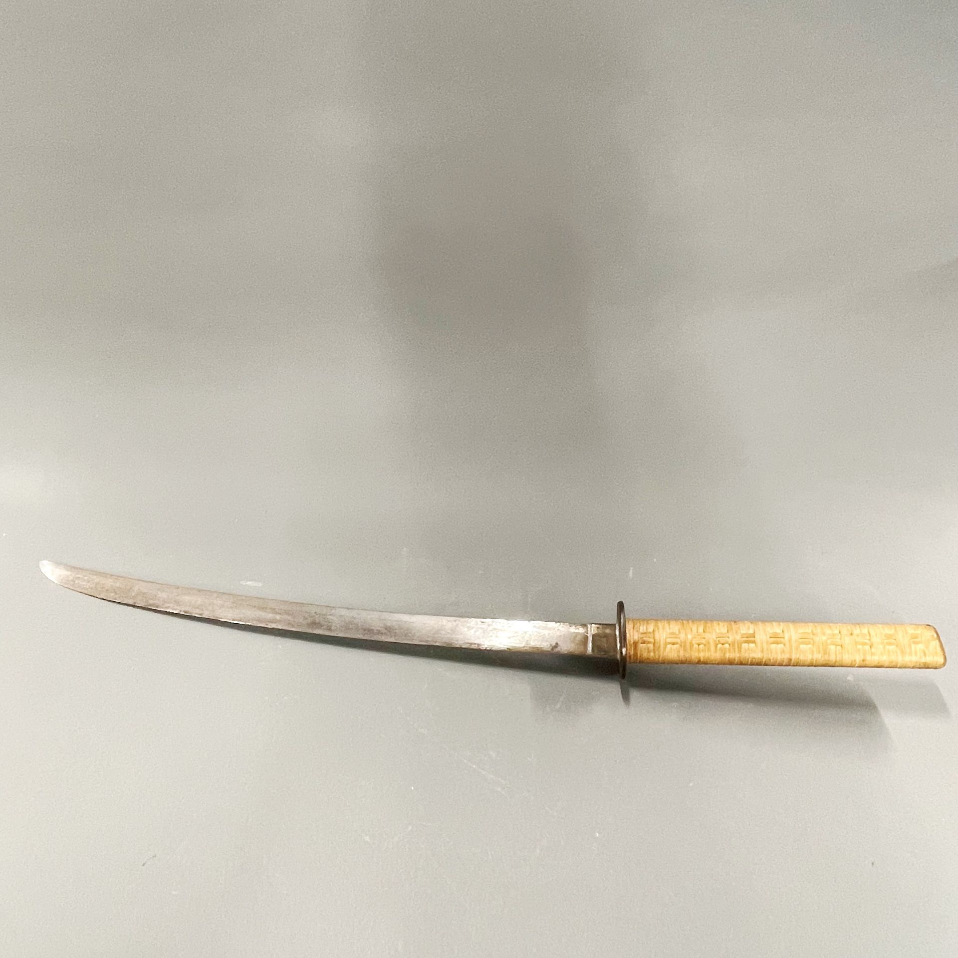 A Japanese Samurai style sword, L. 88cm. - Image 2 of 8