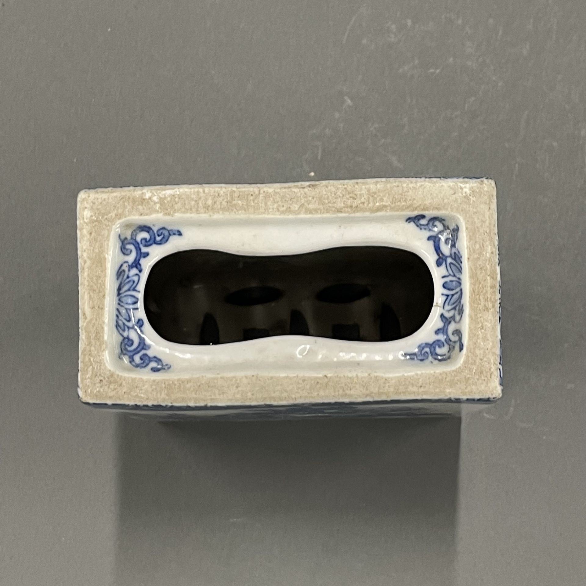 A Chinese glazed porcelain pillar, 15 x 13 x 6.5cm. - Image 2 of 4