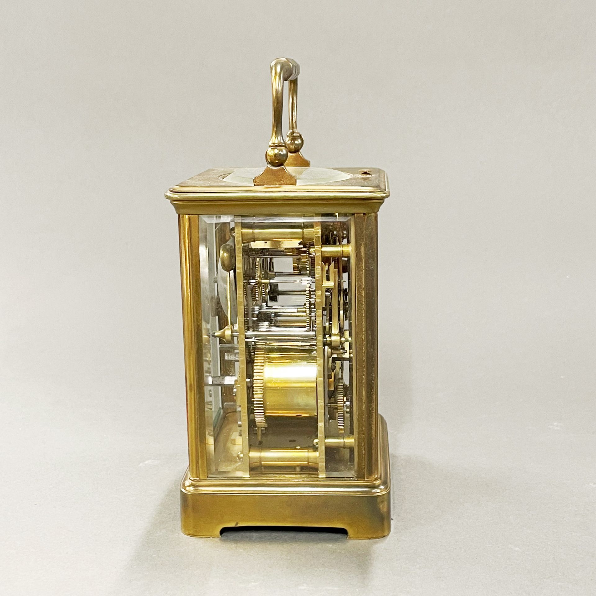 A French brass alarm carriage clock by Richard et cie, Paris in London, H. 18cm, understood to be in - Image 3 of 3