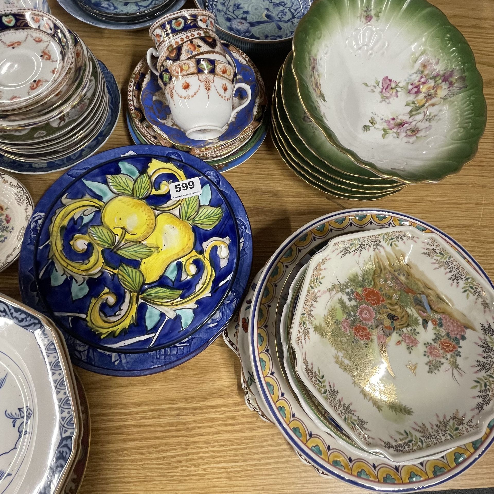 A quantity of mixed china. - Image 3 of 3