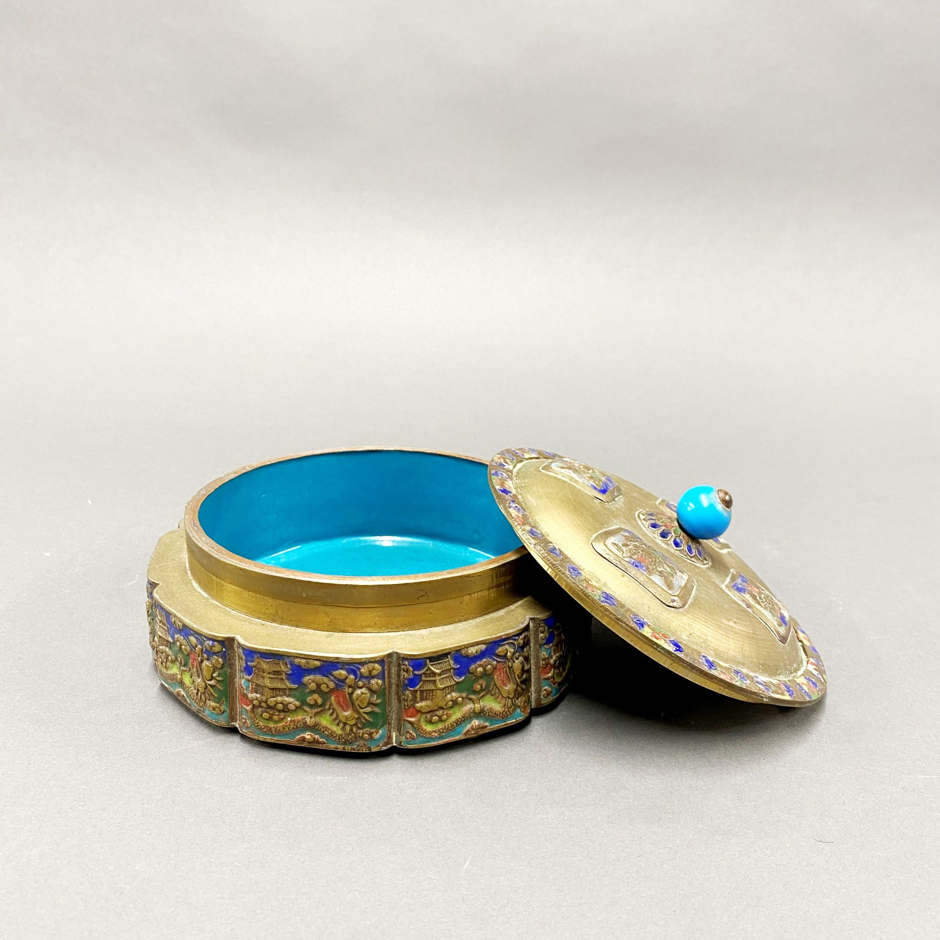 An early 20thC Chinese enamelled brass box and cover, Dia. 17cm. - Image 2 of 3