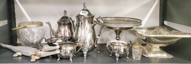 A quantity of mixed silverplate.