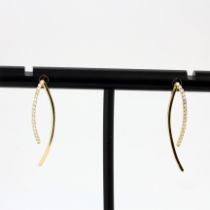 A pair of 18ct yellow gold diamond set drop earrings, L. 2.5cm.