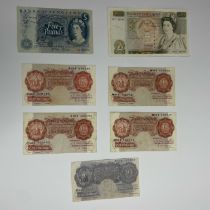 A quantity of mixed paper money.