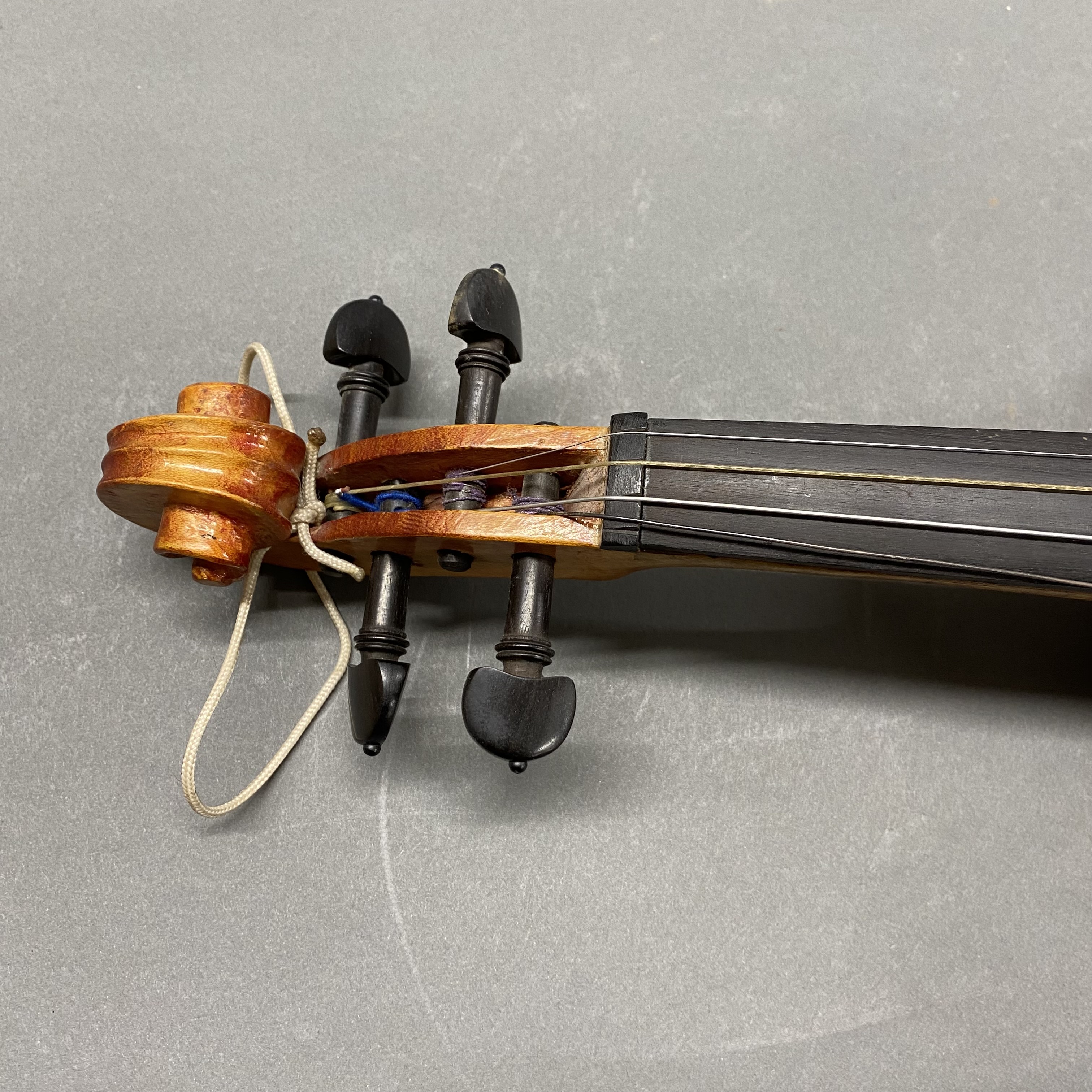 A handmade violin. - Image 2 of 4