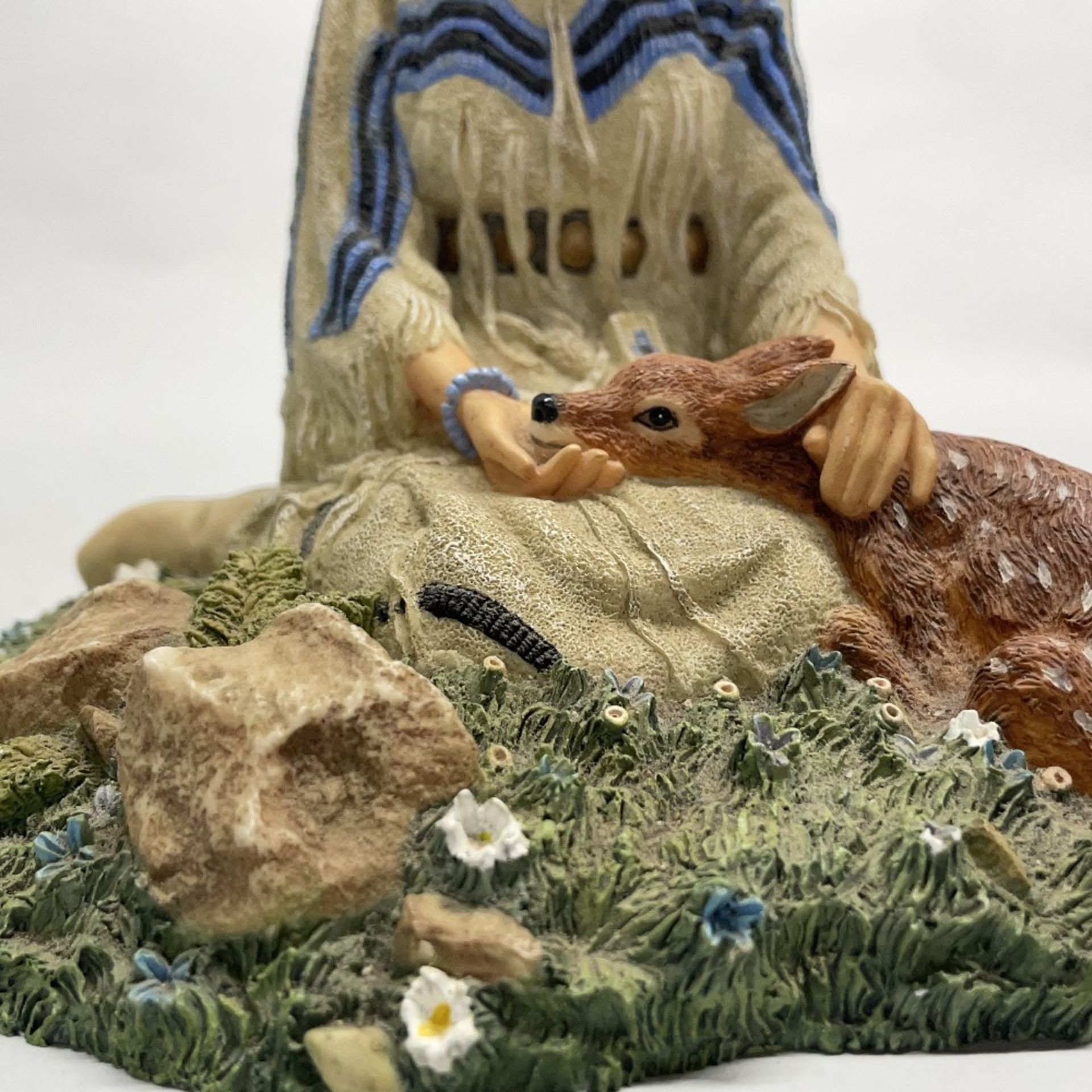 Two Hamilton collection figures of Native American women with animals, H. 15cm. - Image 6 of 6