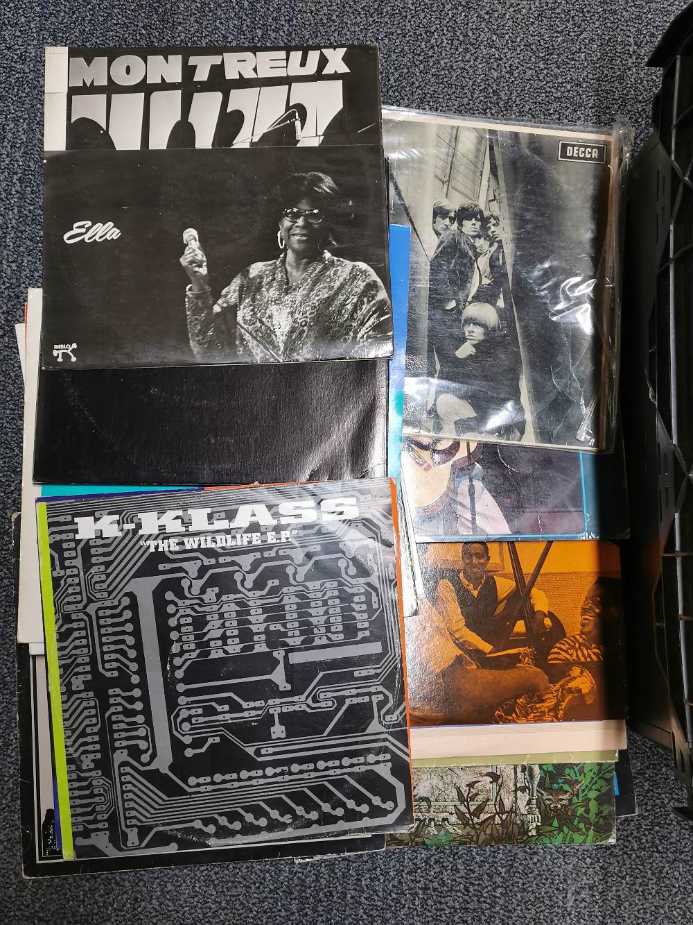 A large quantity of mixed rock, pop and other LP records. Box not included. - Image 2 of 4