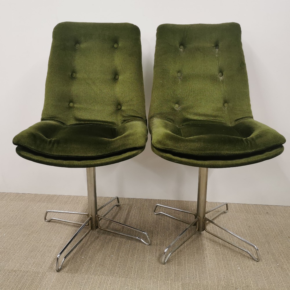 A pair of vintage revolving button backed chrome chairs upholstered in a green fabric, H. 92cm. - Image 3 of 4