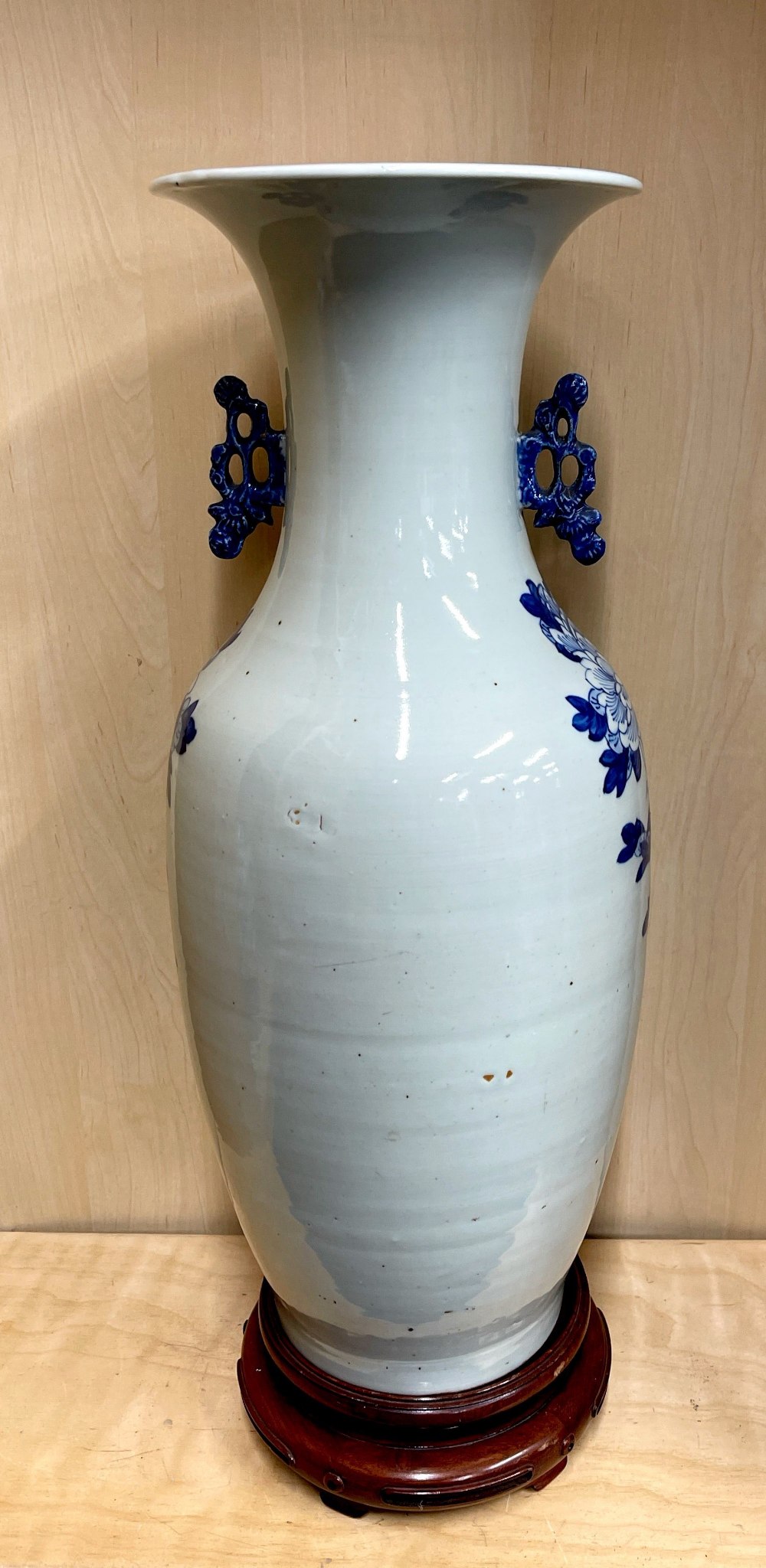 A large 19th / early 20th century Chinese hand painted porcelain vase with a turned wooden vase, - Image 2 of 4