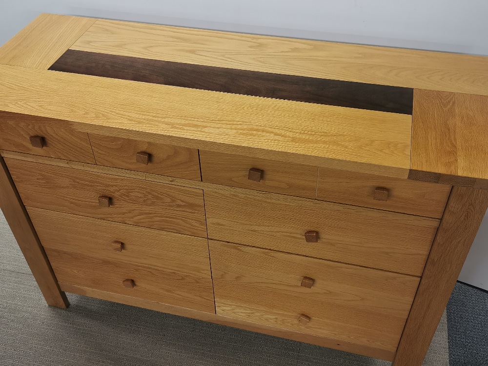 A heavy quality light oak eight drawer sideboard/ chest, 138 x 92 x 52cm. - Image 3 of 4