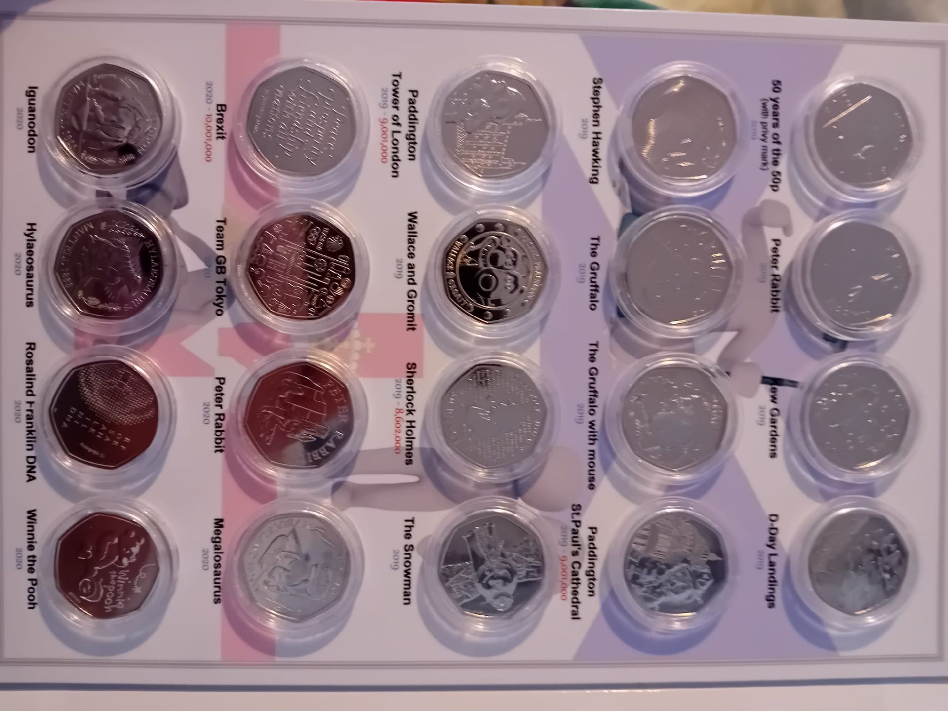 A collection of uncirculated proof 50p coins from 1997-2023 in custom made cases. - Image 12 of 17