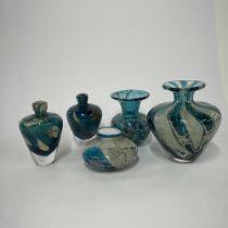 A group of five Mdina glass pieces, tallest H. 13cm.