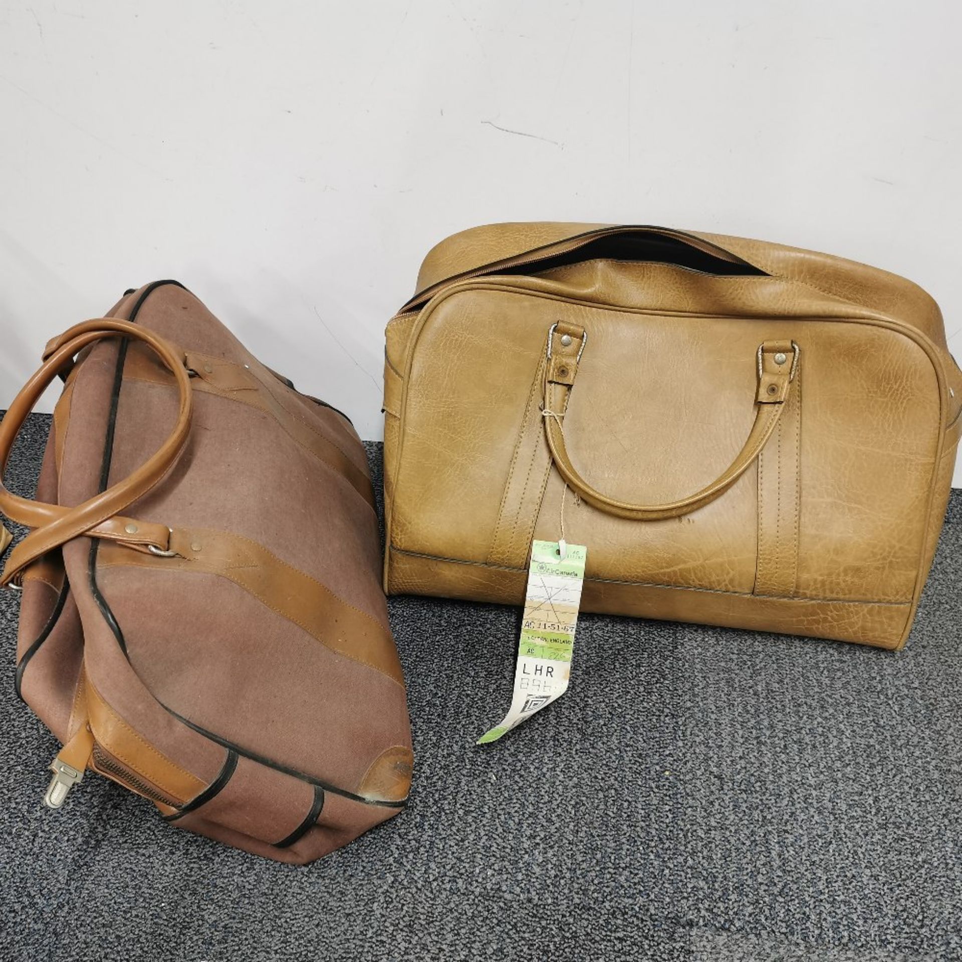 Two vintage travel bags. - Image 2 of 2