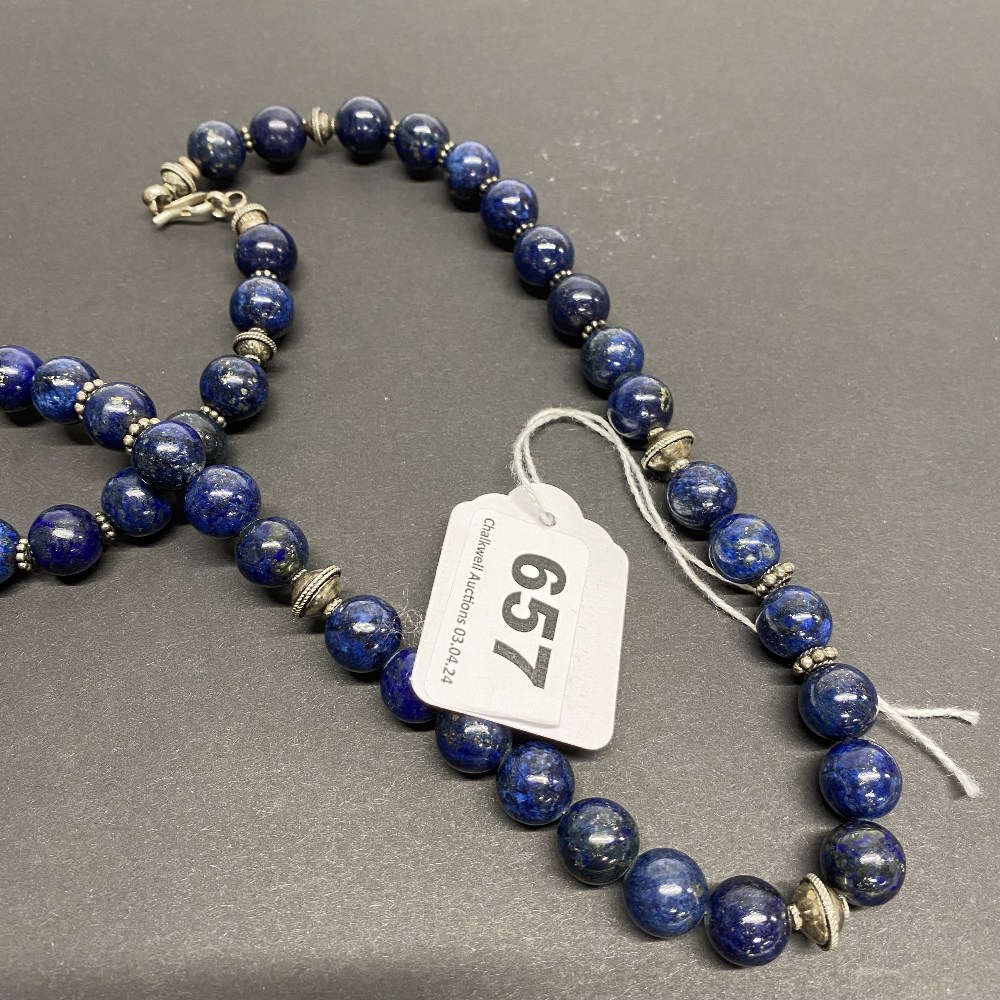 A silver and lapis lazuli necklace, necklace L. 54cm. - Bild 2 aus 3