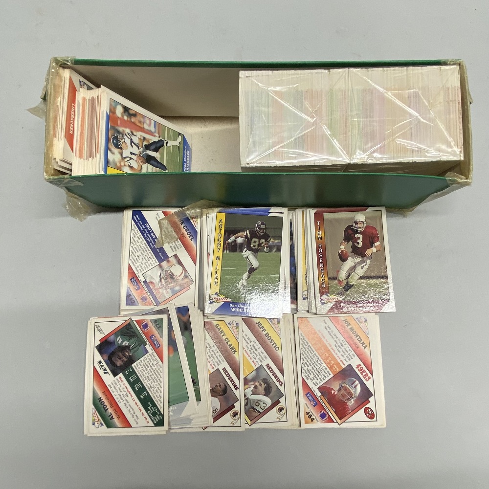 A large quantity of American football cards. - Bild 2 aus 2