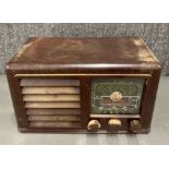 An early bakerlite Derwent transistor radio.