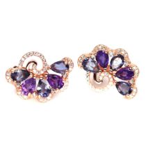 A pair of rose gold on 925 silver earrings set with pear cut amethysts and tanzanites, L. 2cm.