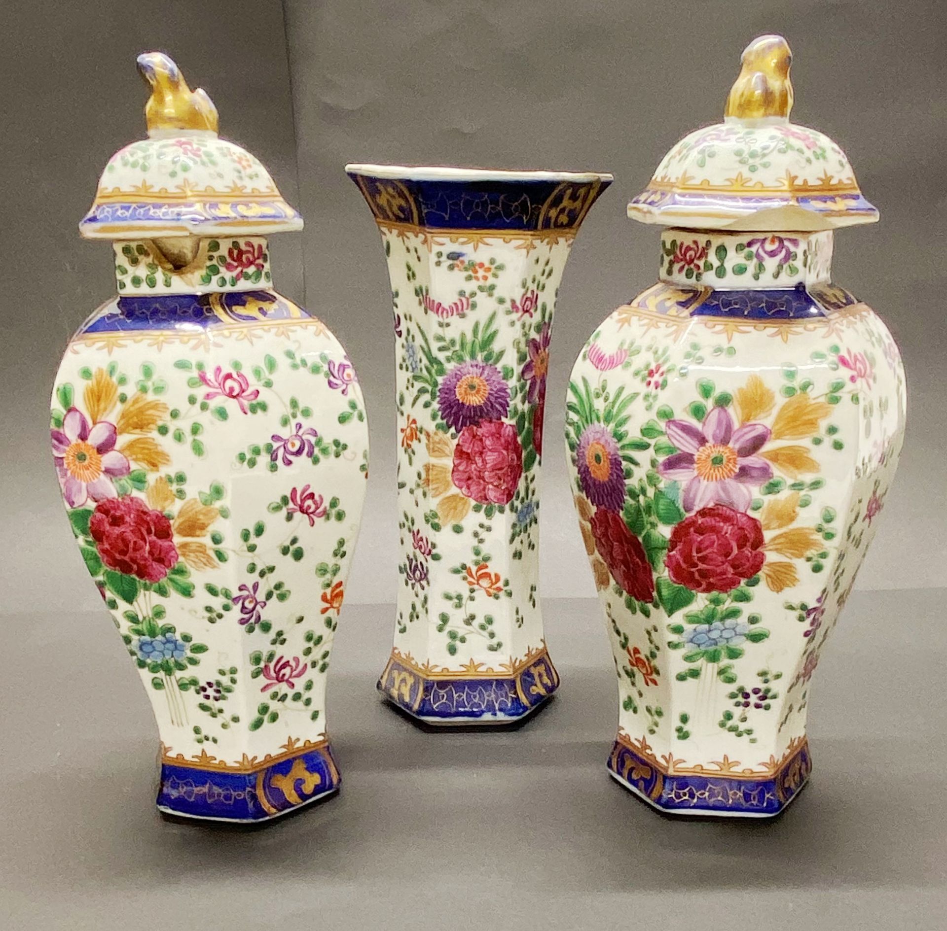 A 19thC Chinese porcelain garniture together with a large 19thC Chinese porcelain vase (exstensively - Image 2 of 5