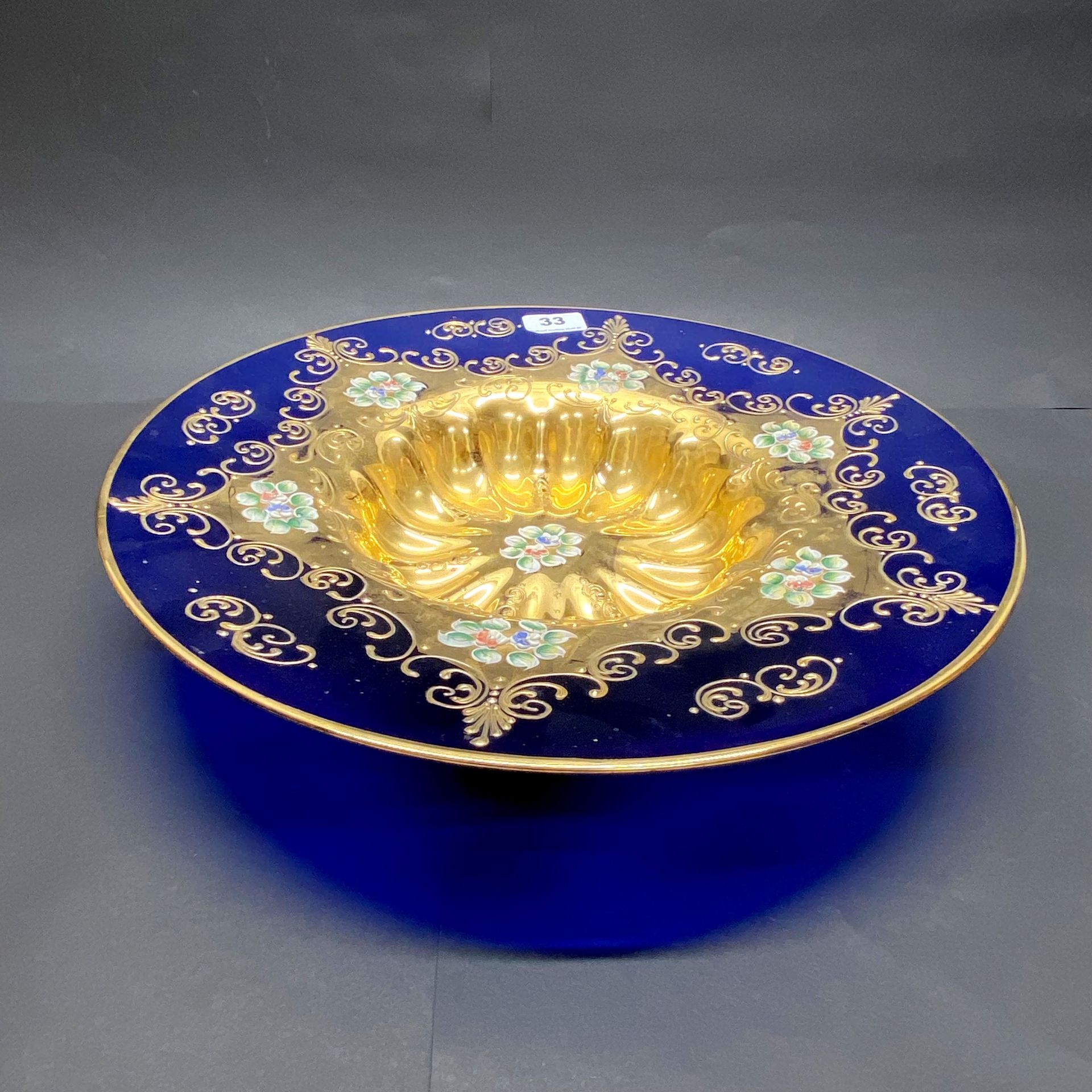 A large Venetian gilt glass bowl. Dia. 41cm with wall hanging disc on the reverse. Dia 41cm - Image 2 of 3