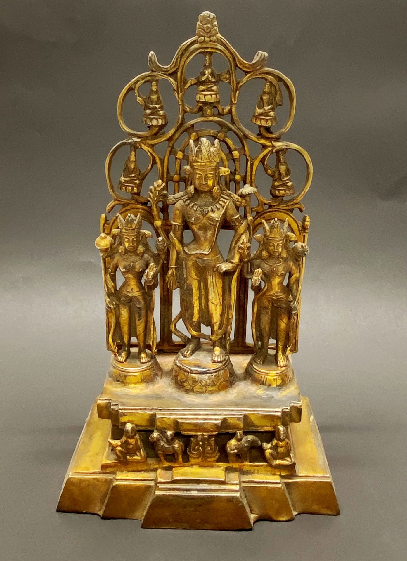 An interesting Tibetan gilt bronze temple figure of three standing deities H. 30cm - Image 3 of 3