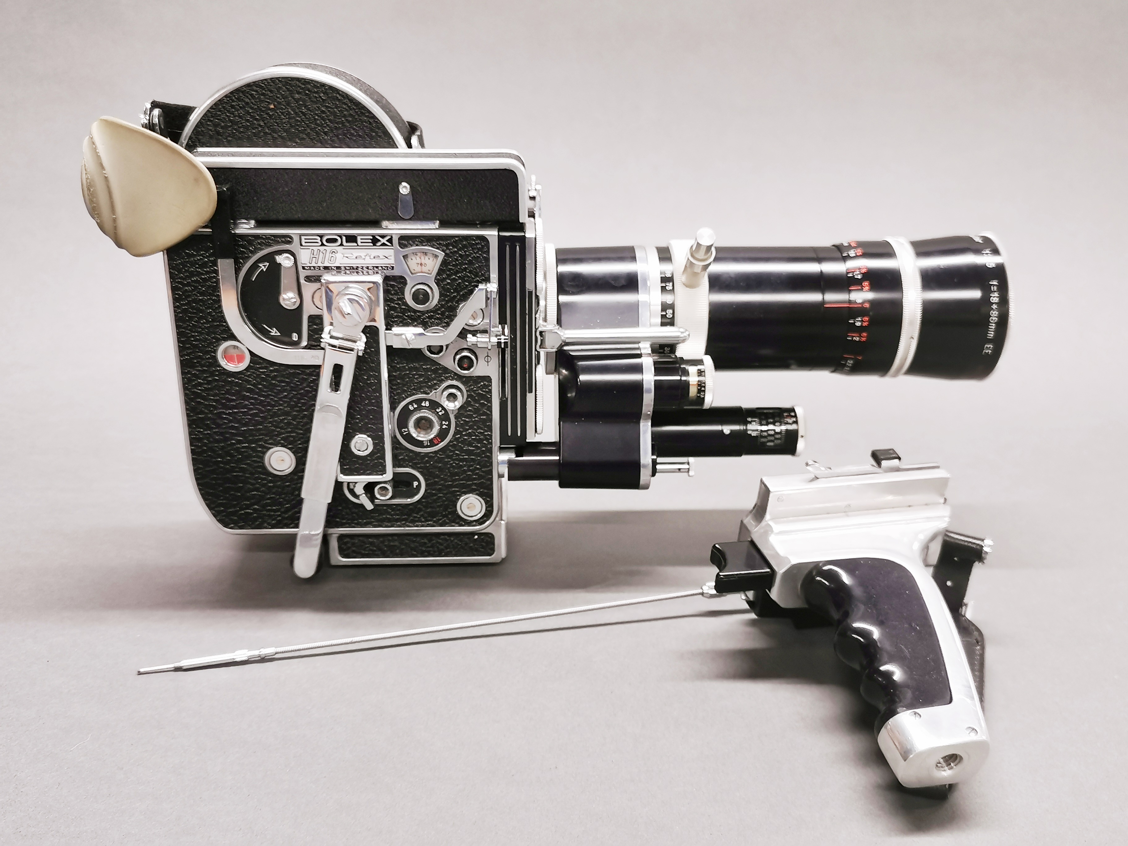 A leather cased Bolex 1966 H16 Rex 5 movie camera with Vario Switar 86EE lens. - Image 6 of 9