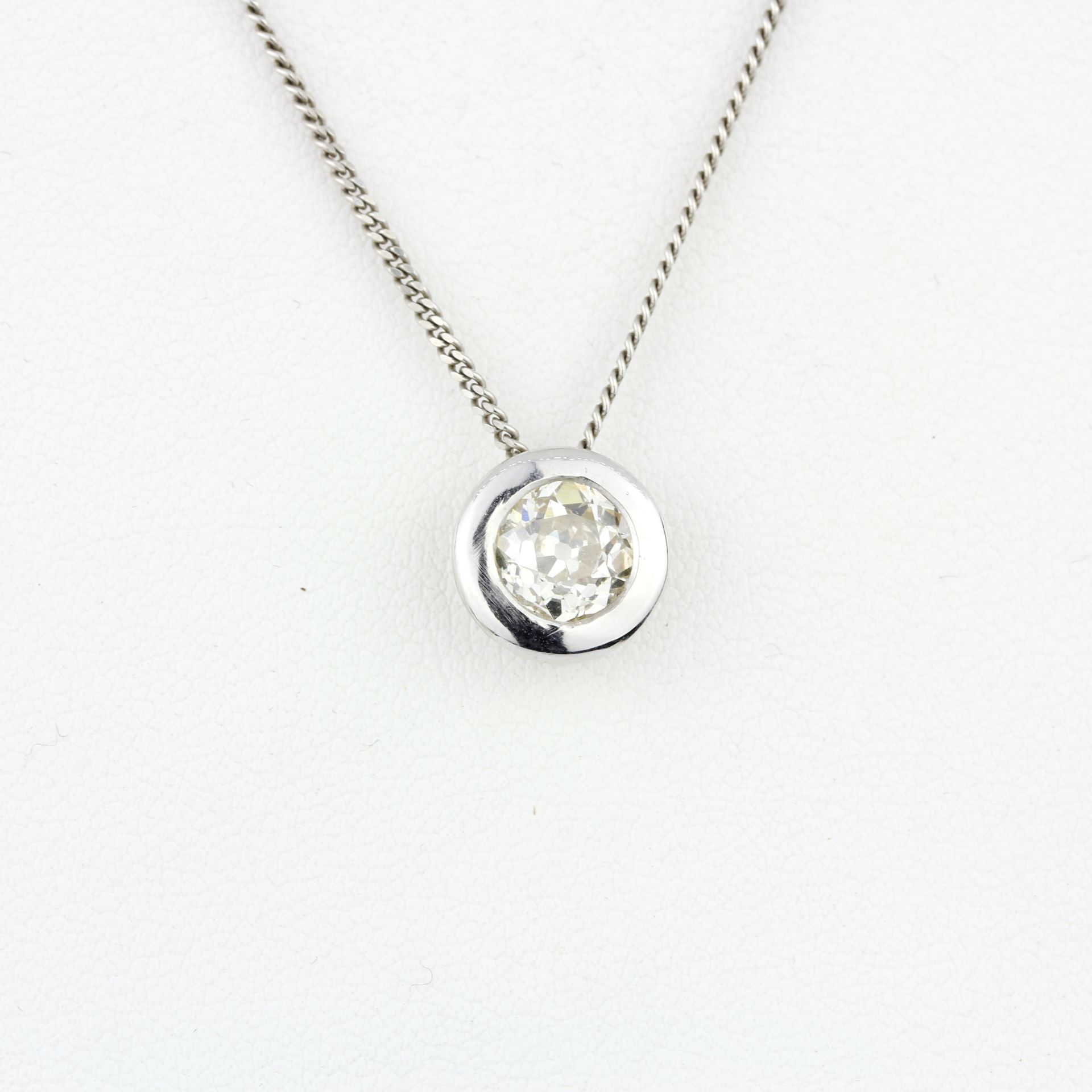 An 18ct white gold pendant set with and old brilliant cut diamond, approx. 0.90ct, clarity VS, - Image 2 of 3