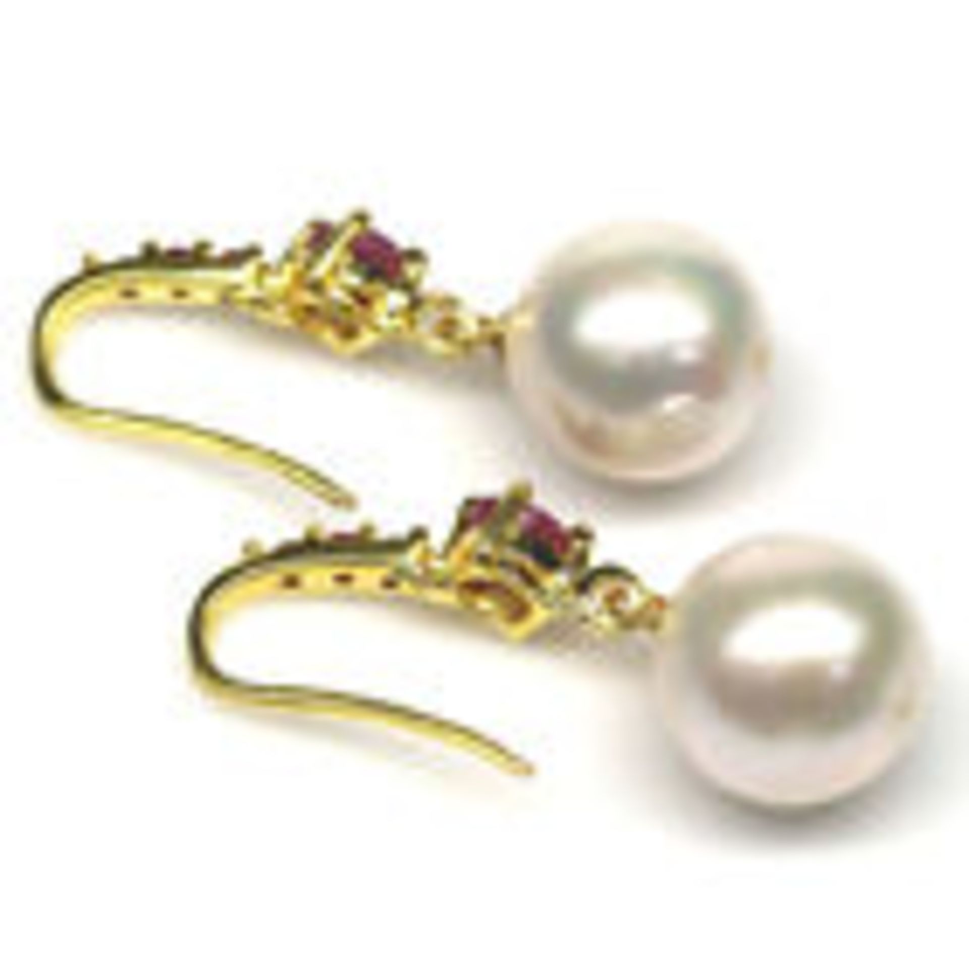 A pair of gold on 925 silver drop earrings set with rubies and pearls, L. 3.2cm. - Image 2 of 2