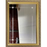 A gilt framed mirror, 62 x 88cm.