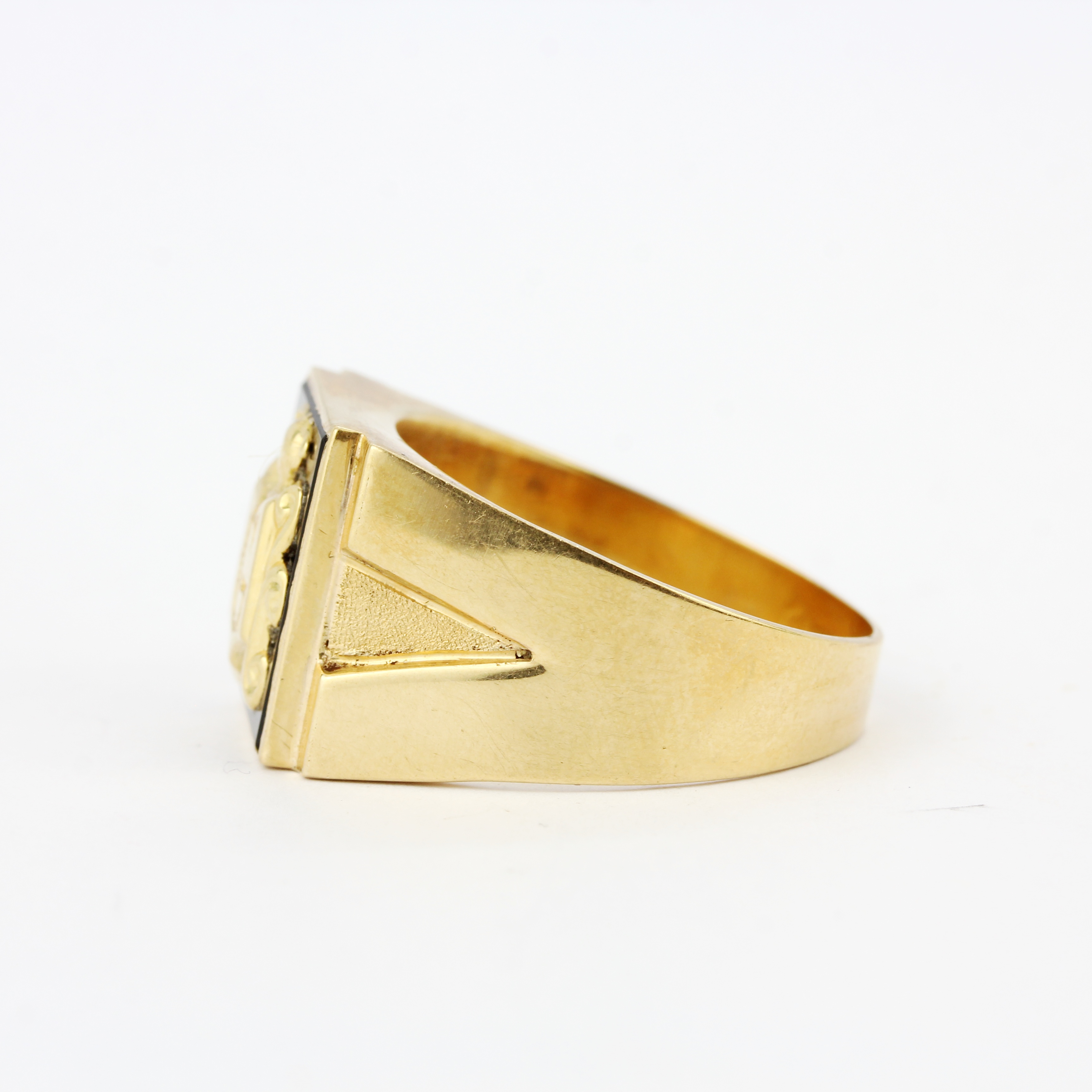 A yellow metal (tested 14ct gold) enamelled signet ring, ring size X. - Image 2 of 3
