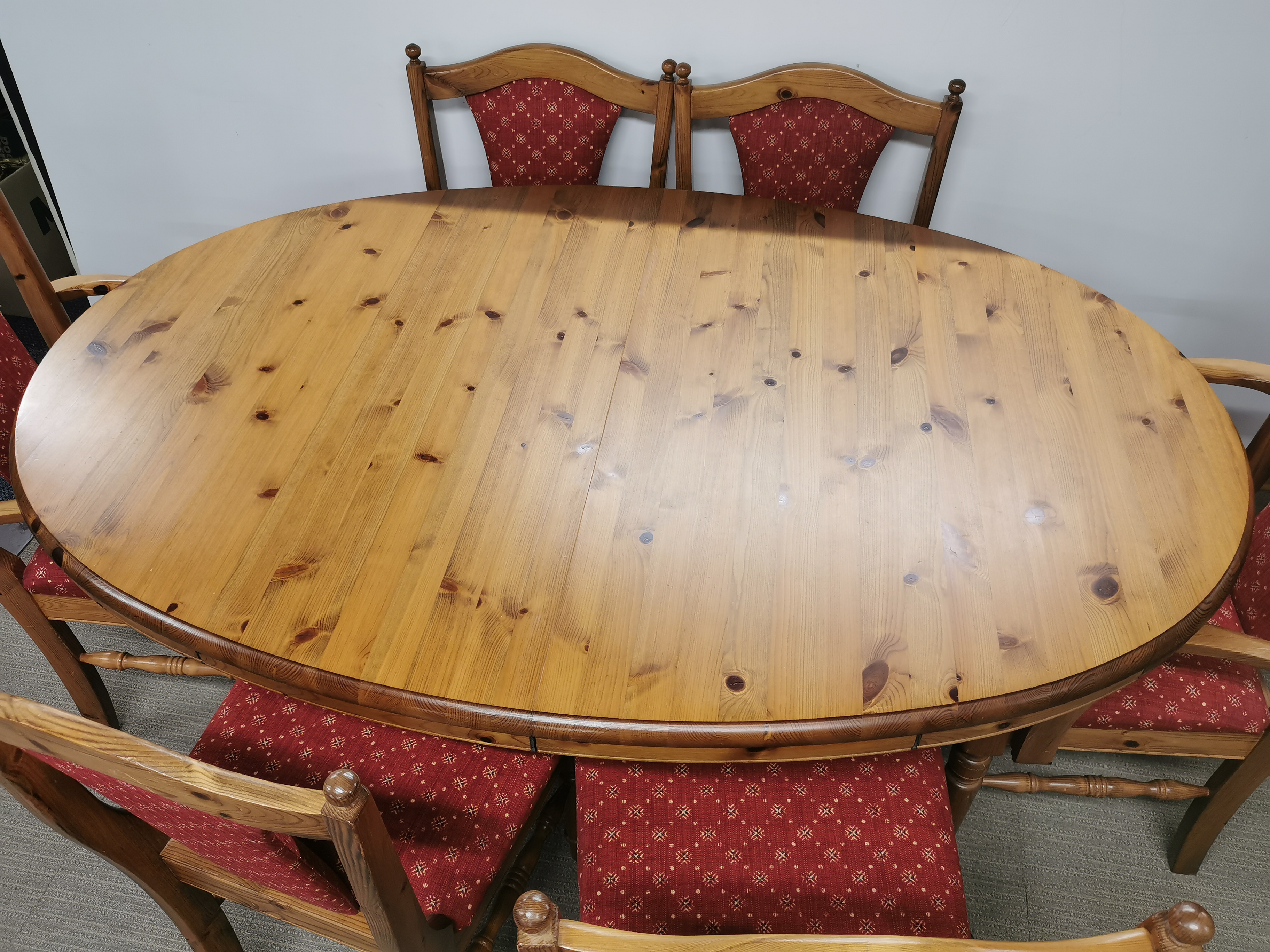 An extending pine oval dining table, L. 153cm, together with six dining chairs. - Image 2 of 3