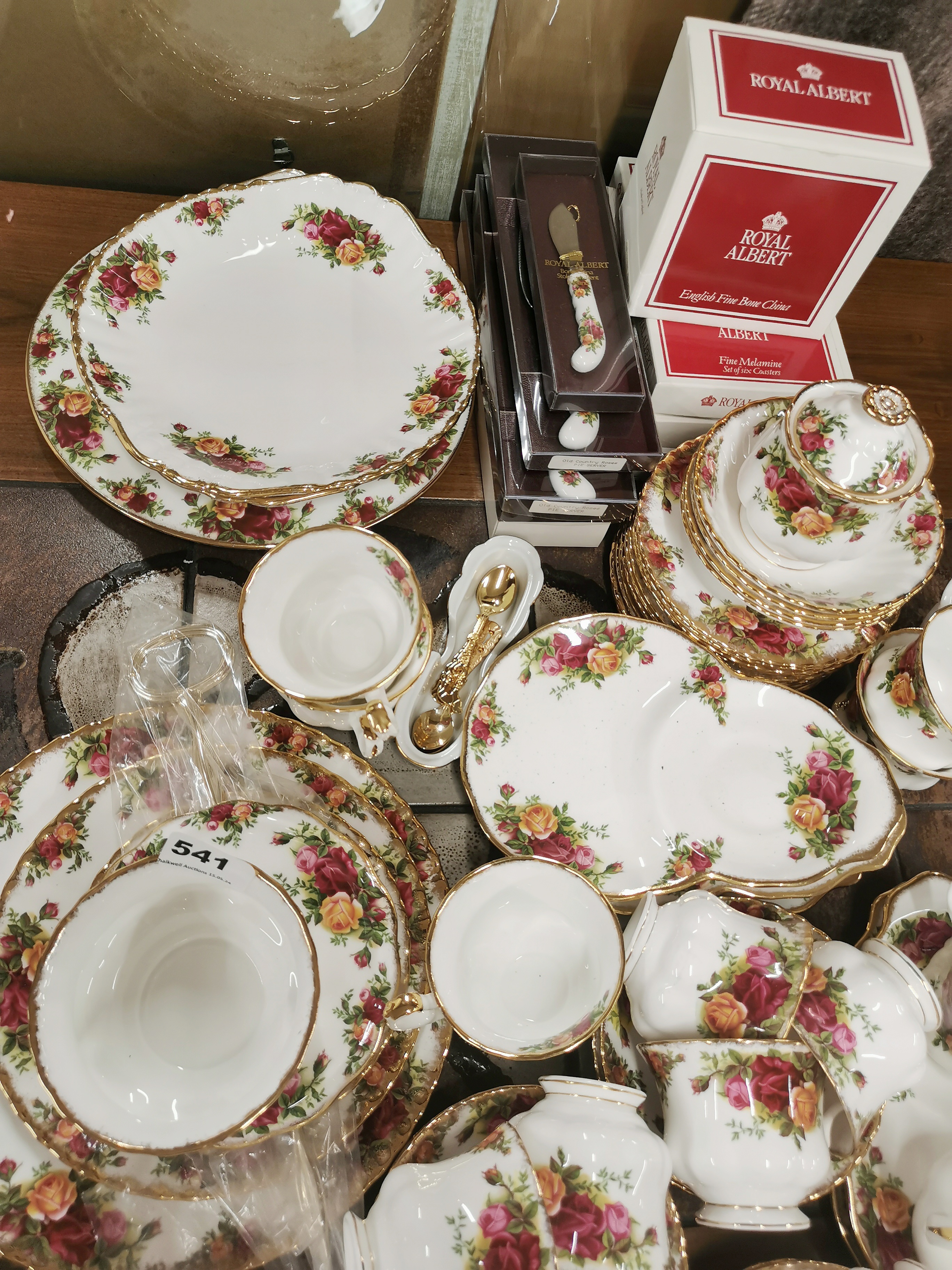 Mostly twelve setting Royal Albert Old Country Roses tea set. - Image 3 of 4