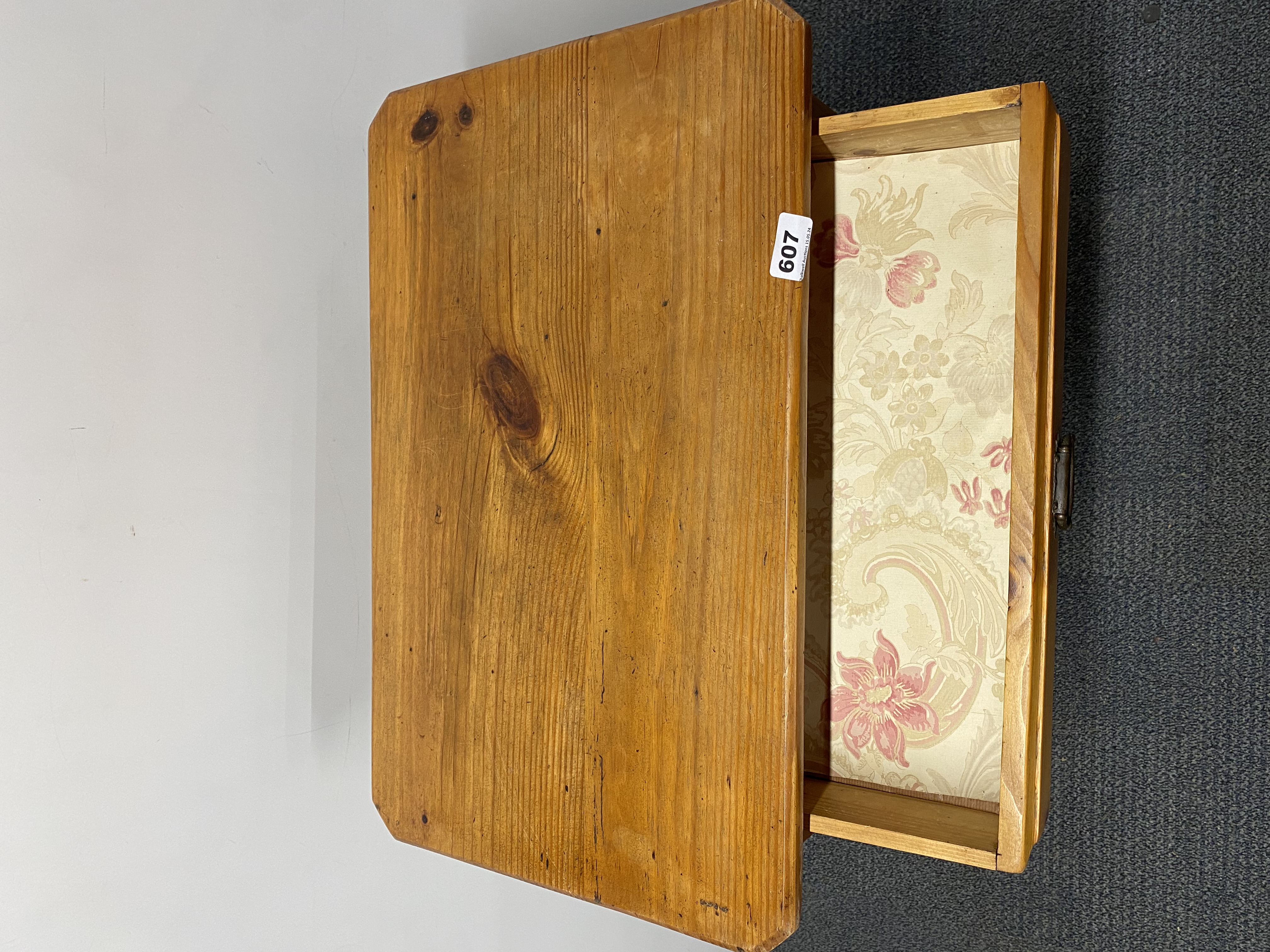 A useful pine side table with single drawer, W. 60cm, H. 86cm. - Image 2 of 2