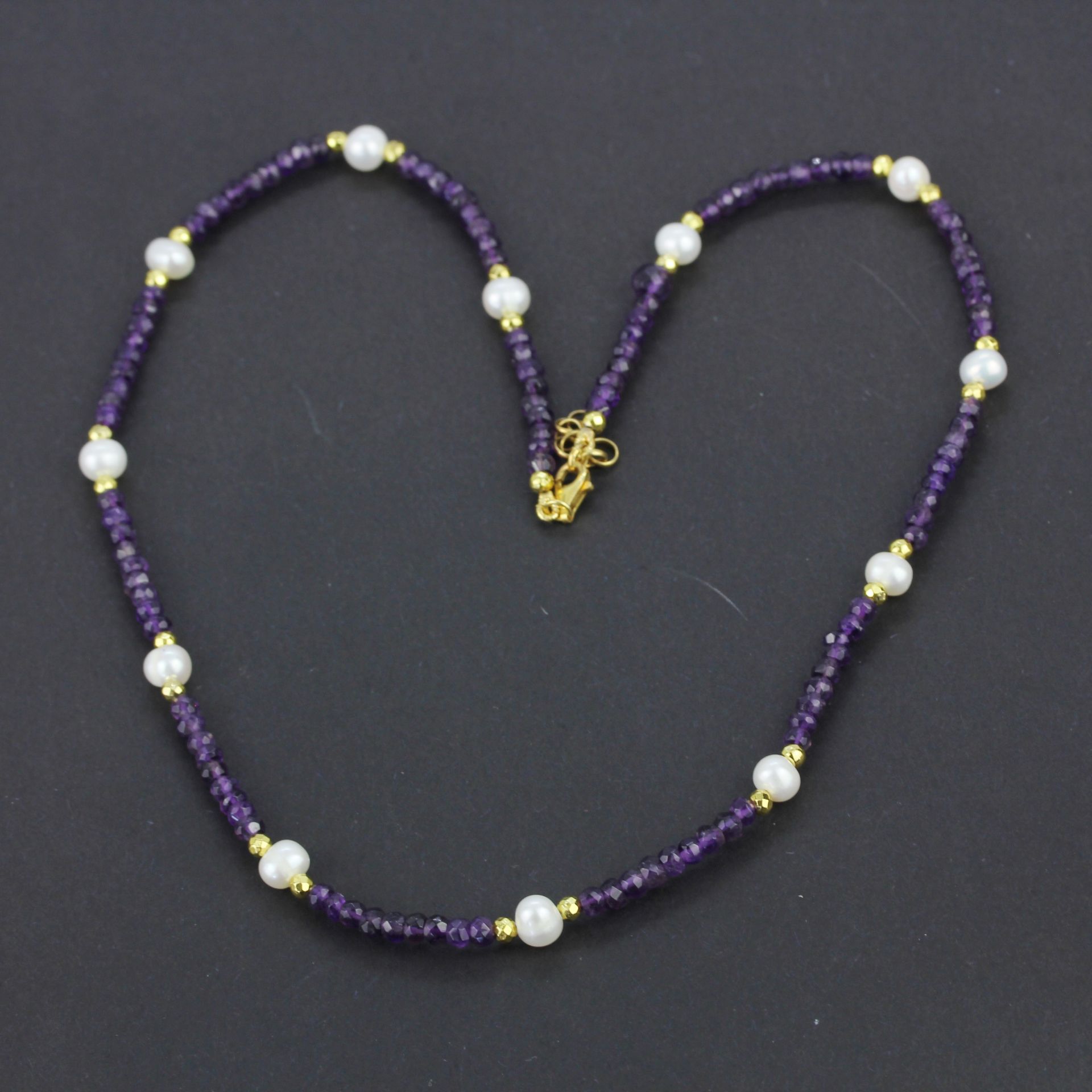 A gold on 925 silver amethyst bead and pearl set necklace, L. 44cm. - Image 2 of 3