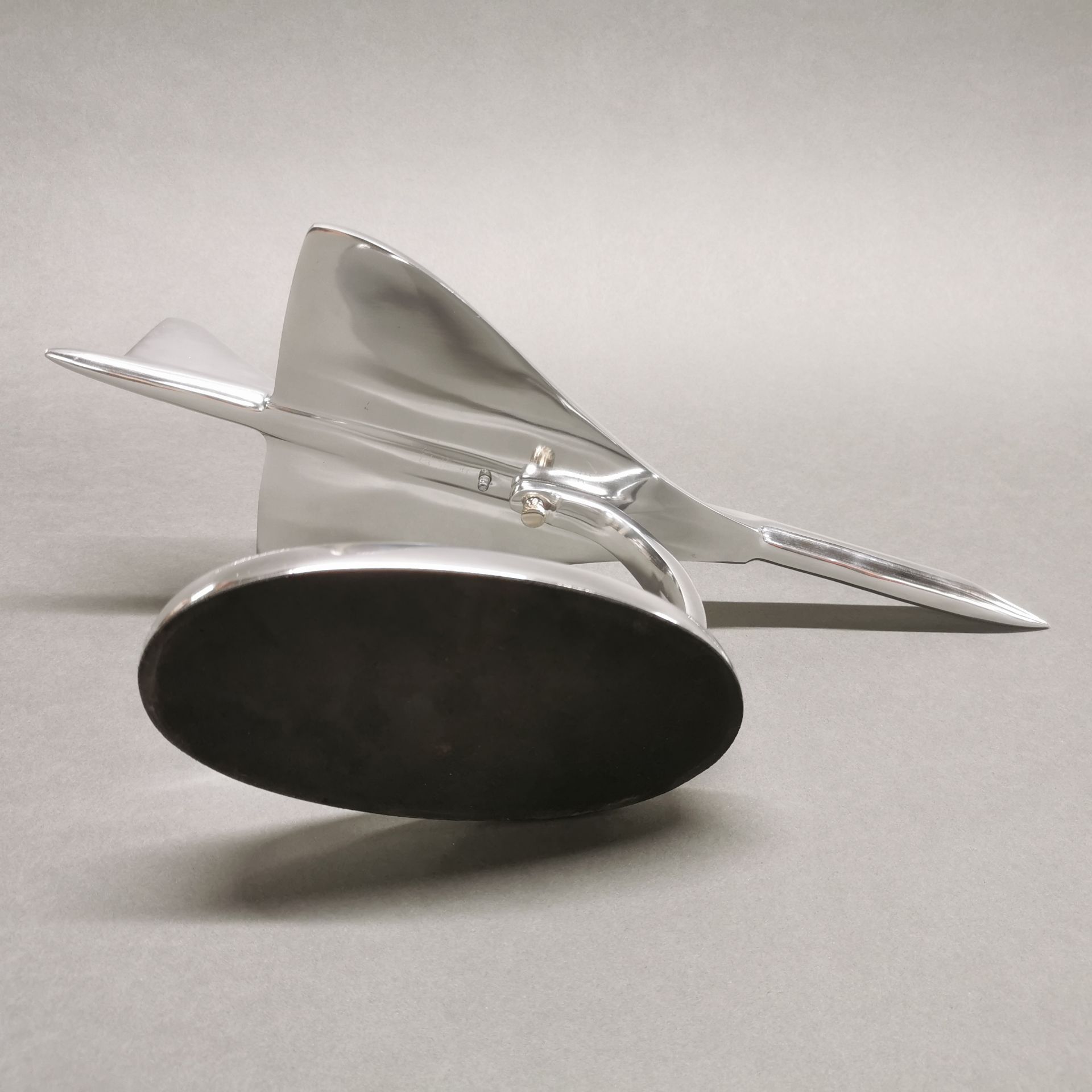 An aluminium model of Concorde, L. 41cm. - Image 2 of 3