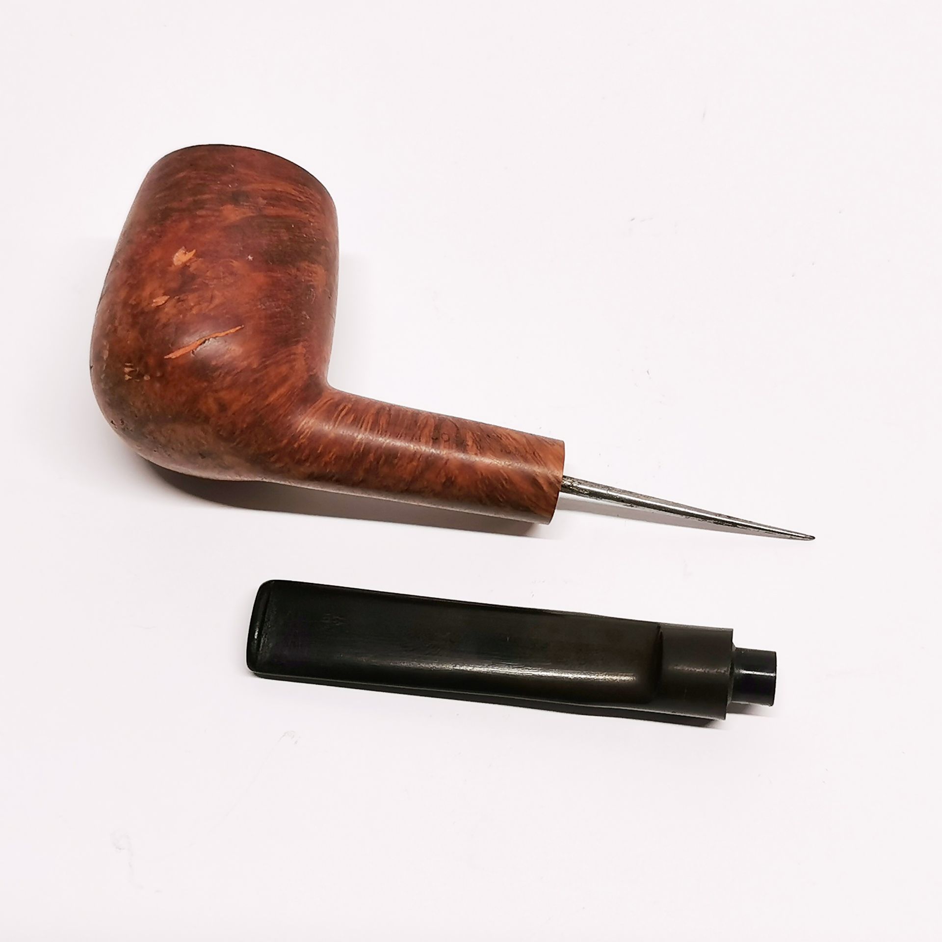 A vintage post war SOE/MI6 style assassins concealed knife tobacco pipe by Virgin, Copenhagen. The - Image 2 of 3