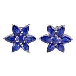 A matching pair of 925 silver cluster earrings set with pear and round cut sapphires, dia. 1.4c